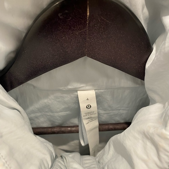 Lululemon Always Effortless Jacket, Sz 4, Ocean Air - Picture 6 of 7